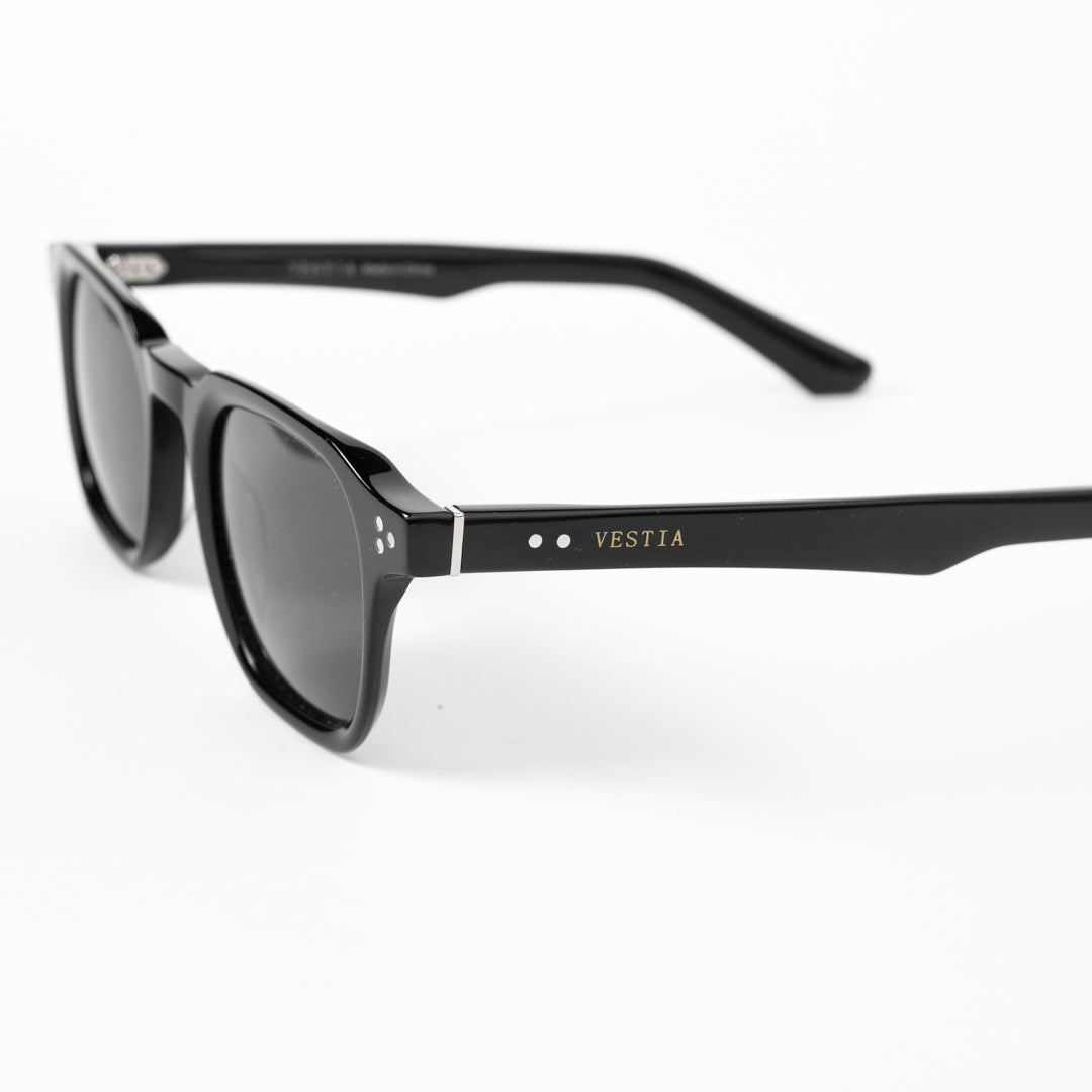 Vestia sun 01